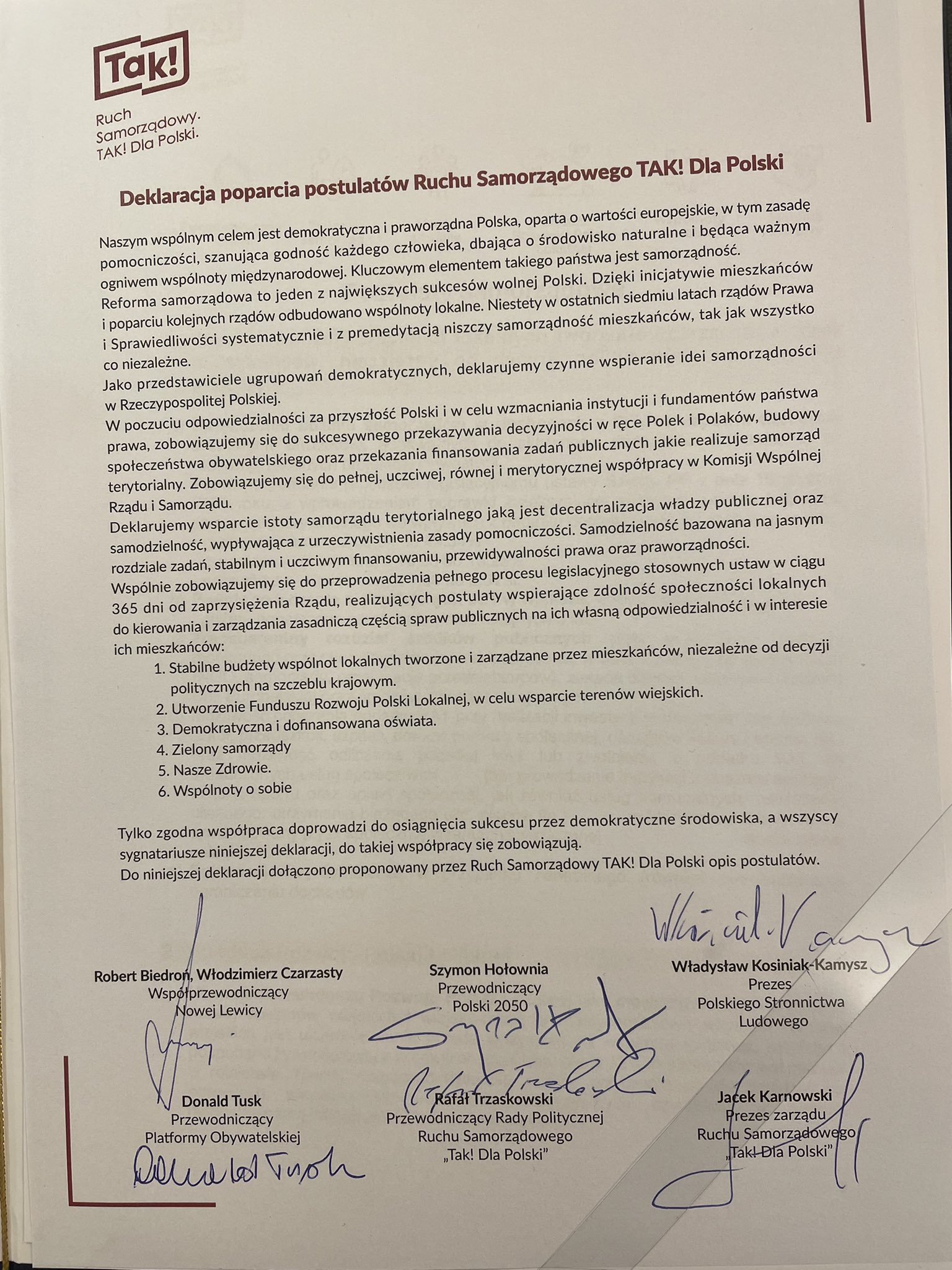 Dokument z logo TAK! Ruch Samorządowy i tytułem "Deklaracja poparcia postulatów Ruchu Samorządowego TAK! Dla Polski" z widocznymi podpisami u dołu.